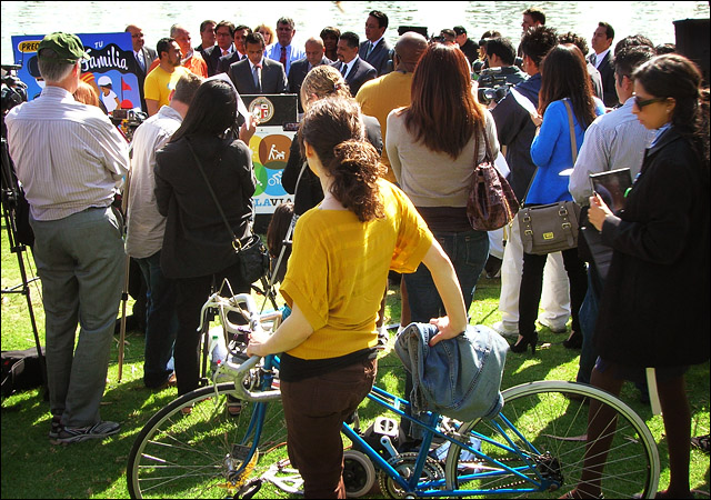 Mayor Villaraigosa speaking at CicLAvia press conference