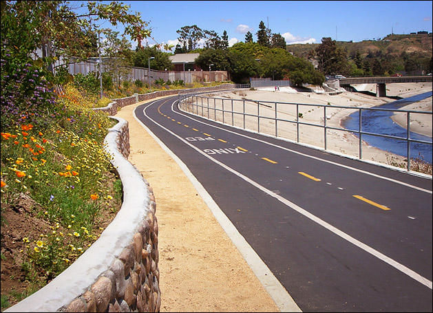 Bioswale alongside bike path, Culver City