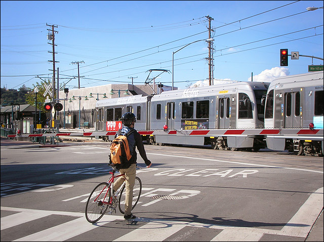 goldline_crossing_bike (154k image)