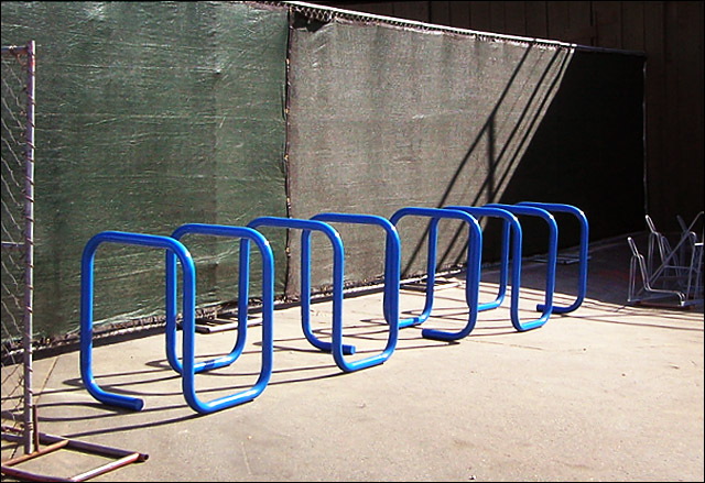 square_helix_bike_rack (145k image)